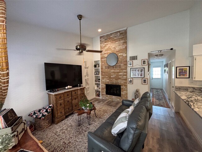 Photo - 30 Oak Villa Rd