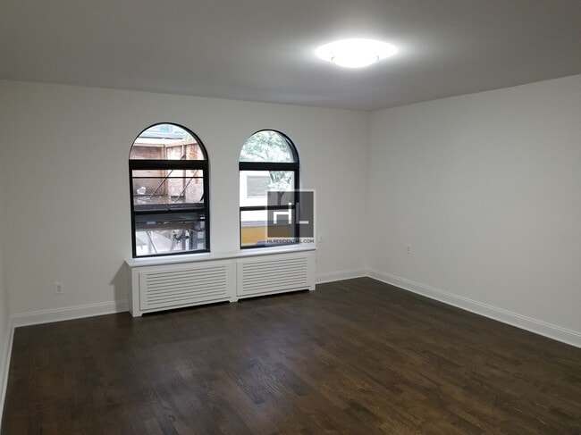 Building Photo - EAST 46 STREET Rental