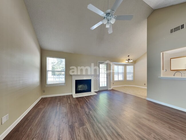 Photo - 245 Sugar Mill Drive