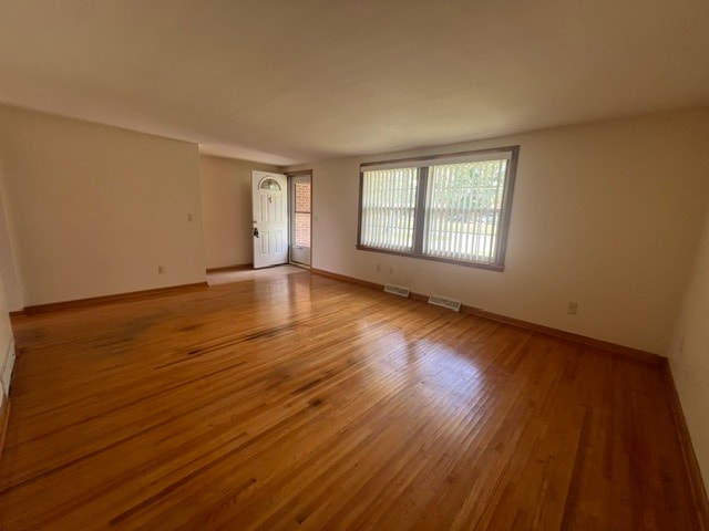 Photo - 493 Logan Rd
