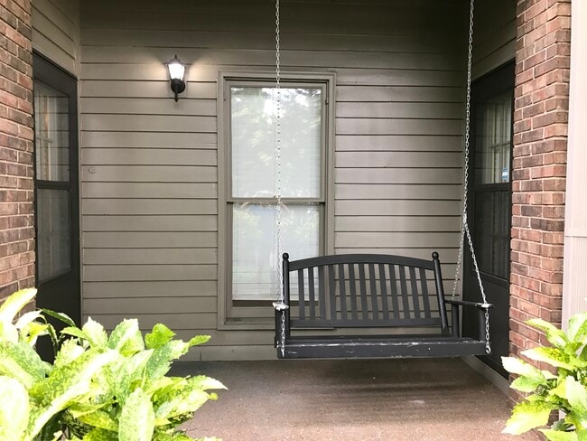Photo - 511 Sloan Rd Unit Parklane