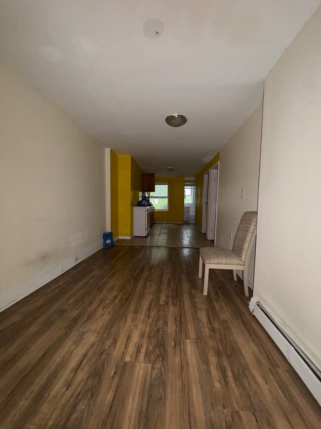 Building Photo - 306 Clerk St Unit Basement