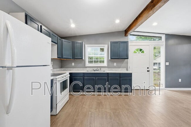 Photo - 2800 Grand Ave SW