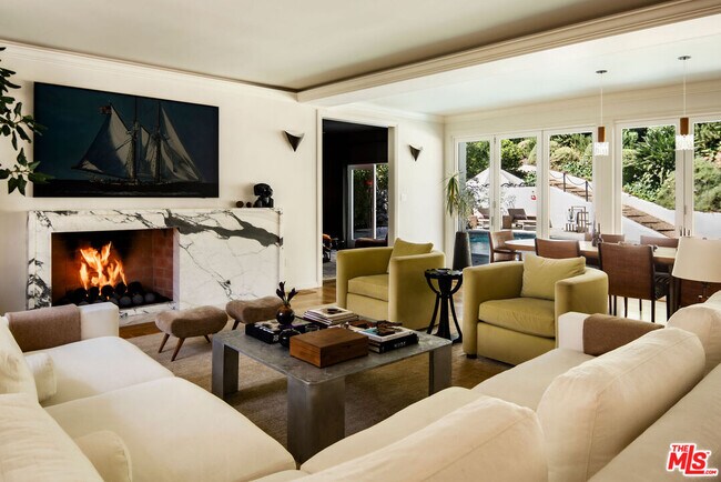 Photo - 2003 El Cerrito Pl