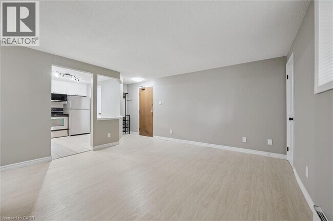 Photo - 565 Greenfield Ave Unit 803