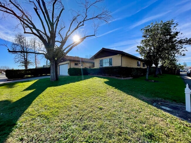 Photo - 6626 50th St