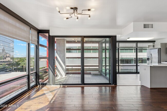 Photo - 4808 N 24th St Unidad 724