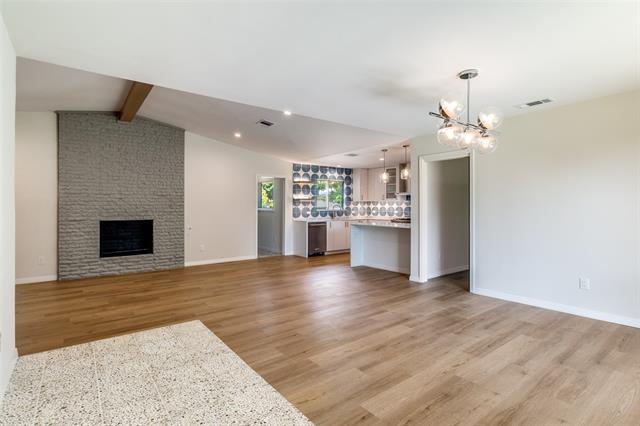 Photo - 3837 Clubway Ln