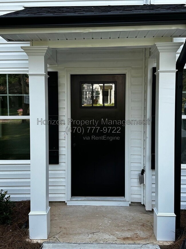 Photo - 2674 Fairlane Dr