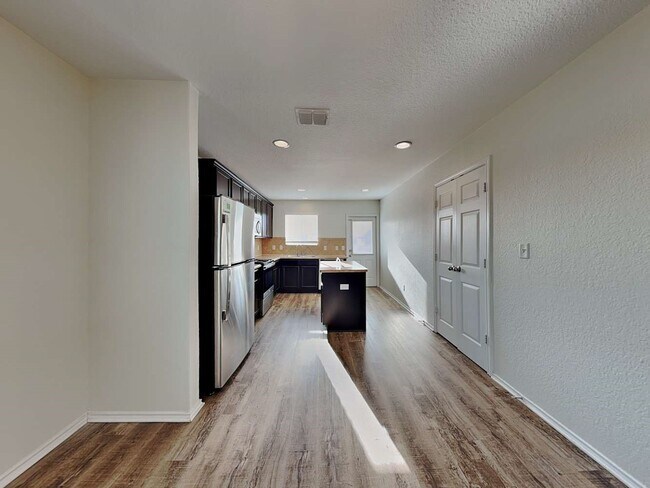 Photo - 27305 Paraiso Manor