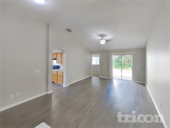 13404 Prestwick Dr