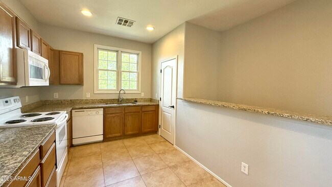 Photo - 1632 E Canyon Creek Dr