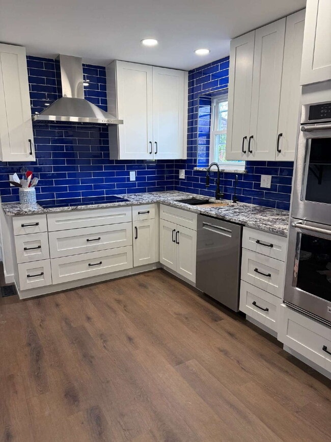 Photo - 8557 Coran Dr