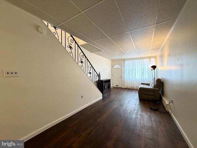 Photo - 846 Sears St