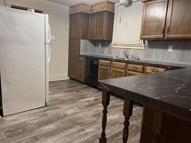 Photo - 406 Chestnut St