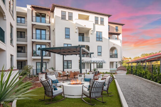 Everleigh San Clemente 55+ Apartment Homes - Everleigh San Clemente 55+ Apartment Homes