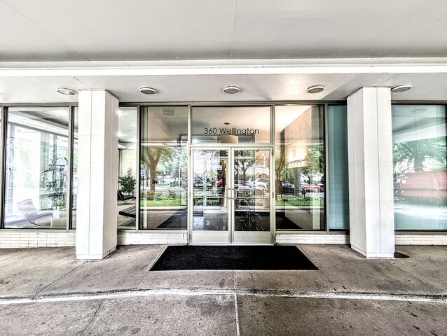 Photo - 360 W Wellington Ave Unidad 5e