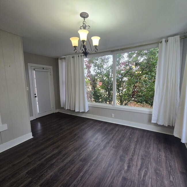 Photo - 551 E Boswell St Unit B