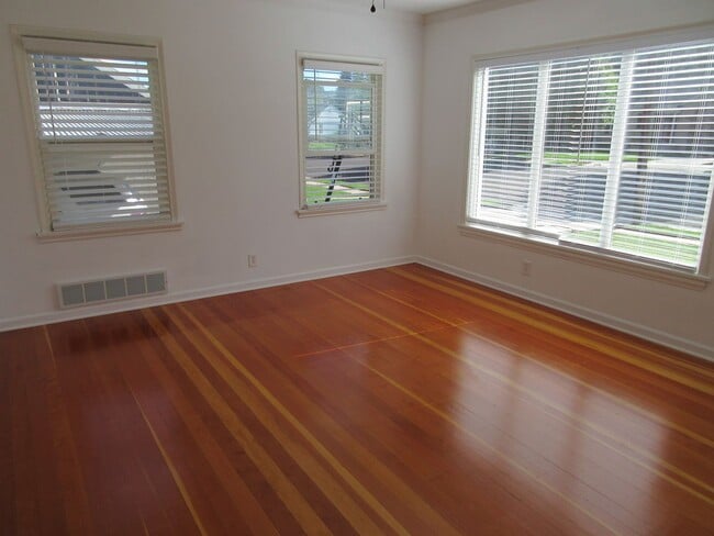 Photo - 3 bed - 2 bath Single Family Home in the Heart of Cedar City