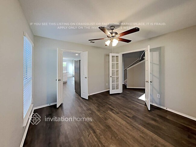 Photo - 824 Blue Heron Ln