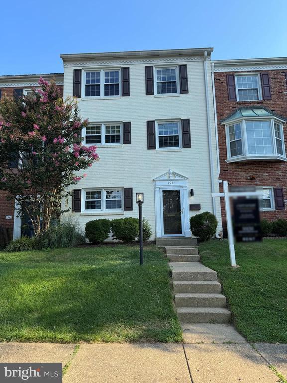 Photo - 1947 Kirby Rd Townhome