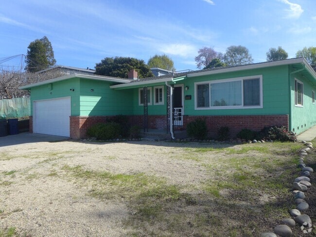 Building Photo - 45 Crescent Dr Rental