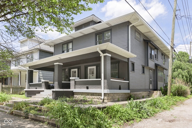 Photo - 1432 Sturm Ave