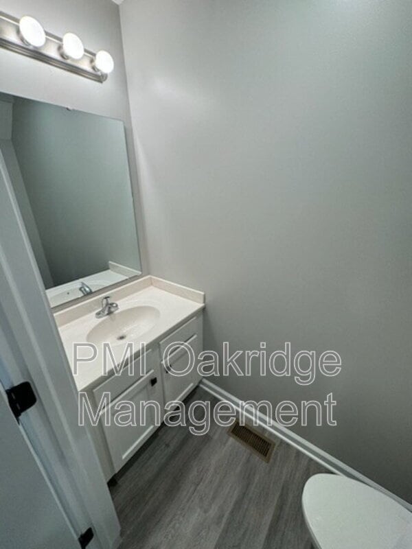 Photo - 205 Bruns Dr