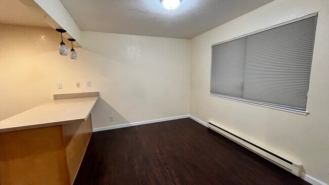 Photo - 46868 Fernald Common