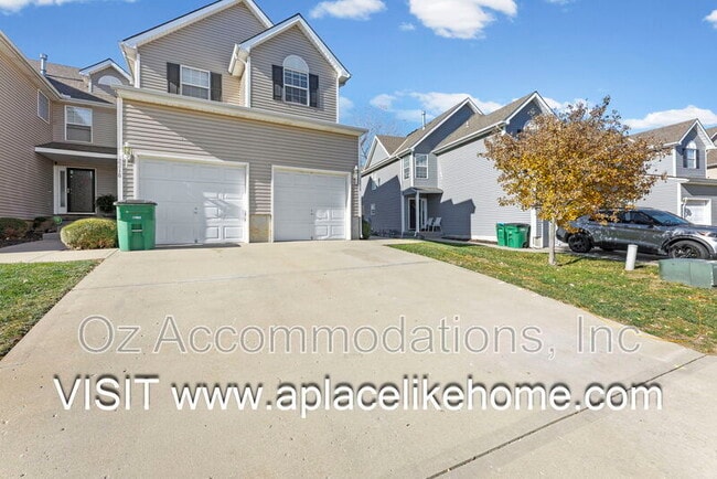 Photo - 2216 SW Rambling Vine Rd