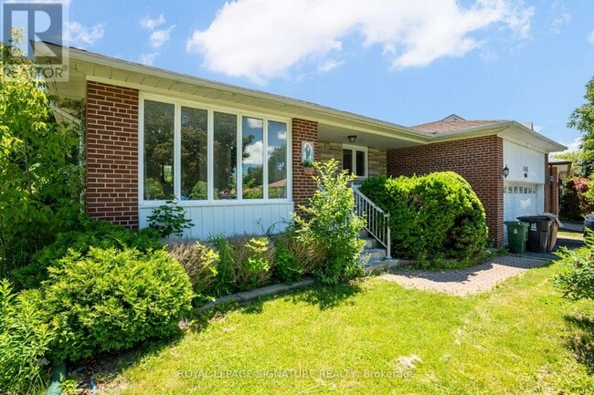 Photo - 141 Oakmeadow Blvd