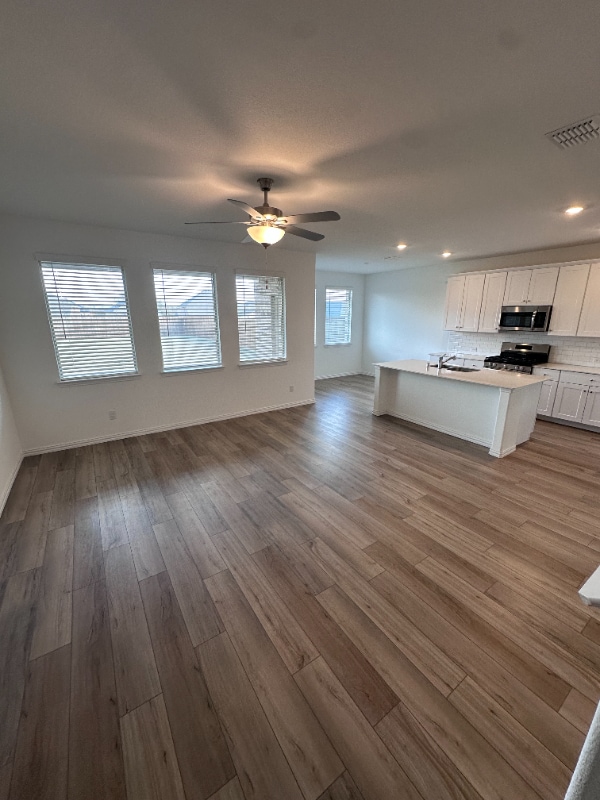 Photo - 1513 Van Gogh Dr