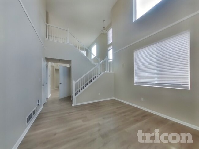 Photo - 14458 E 101st Pl