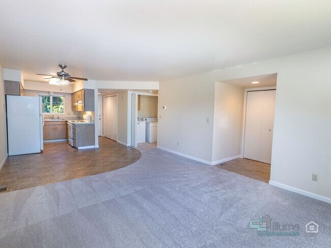 Photo - 3493-3493 Hawthorne Ave NE Unit 3493 - Hawthorne
