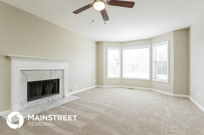 Photo - 219 Hampton Dr