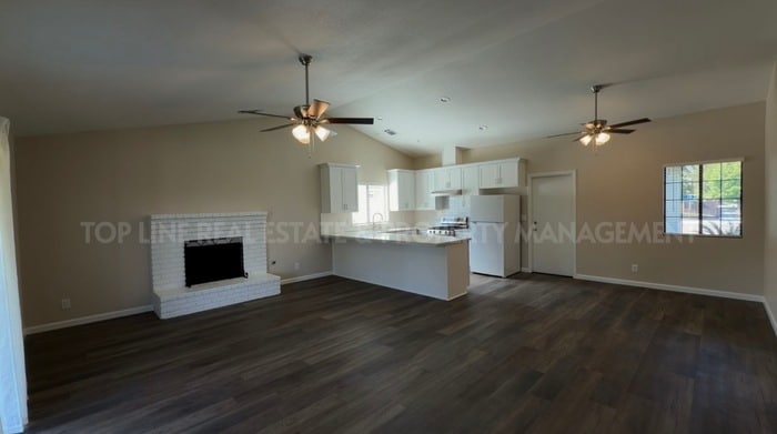 Photo - 1451 E Brea Ave