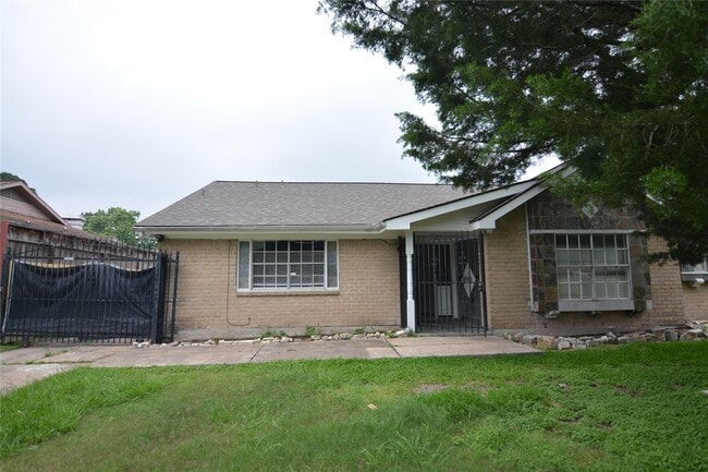 Photo - 11522 High Star Dr