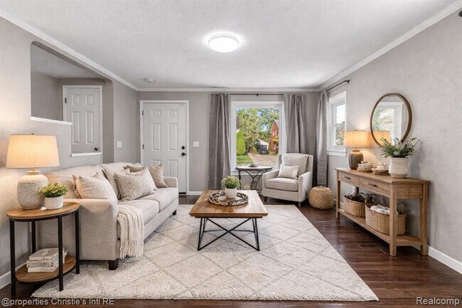 Photo - 10842 Nottingham Rd