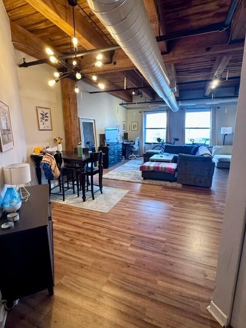 Photo - 225 W Huron St