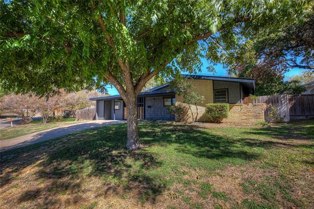 Photo - 3905 Sanguinet St