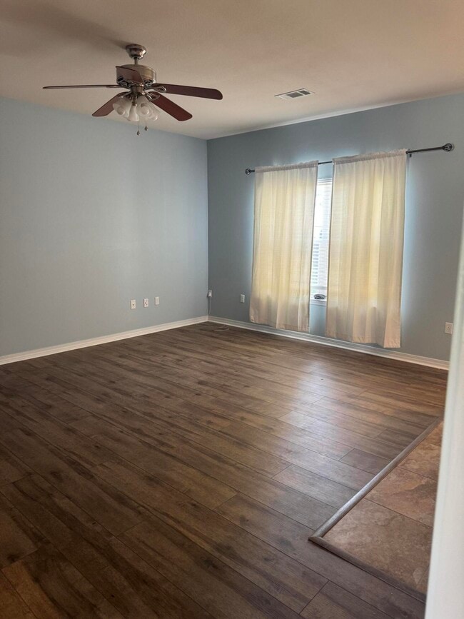 Photo - 156 Creve Core Dr