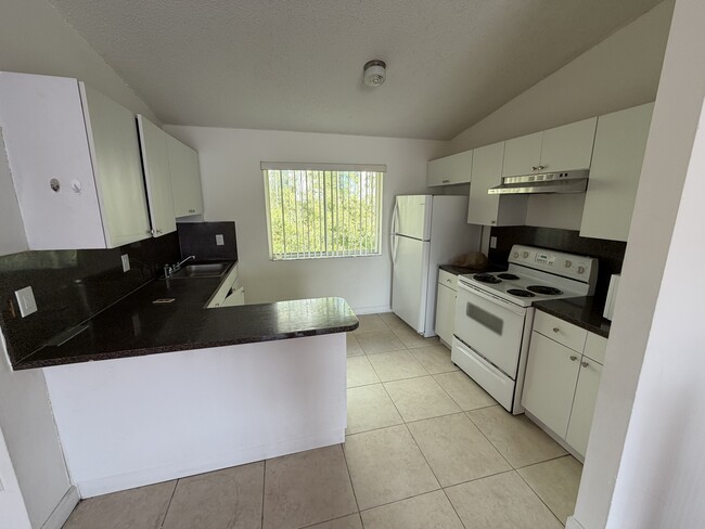 Kitchen - 8023 Lake Dr Unit 205