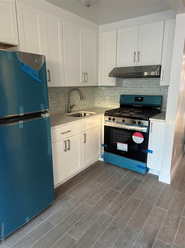 Photo - 55-12-55102 102nd St Unit 3A