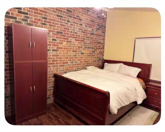 Photo - 3 Hickory Ln