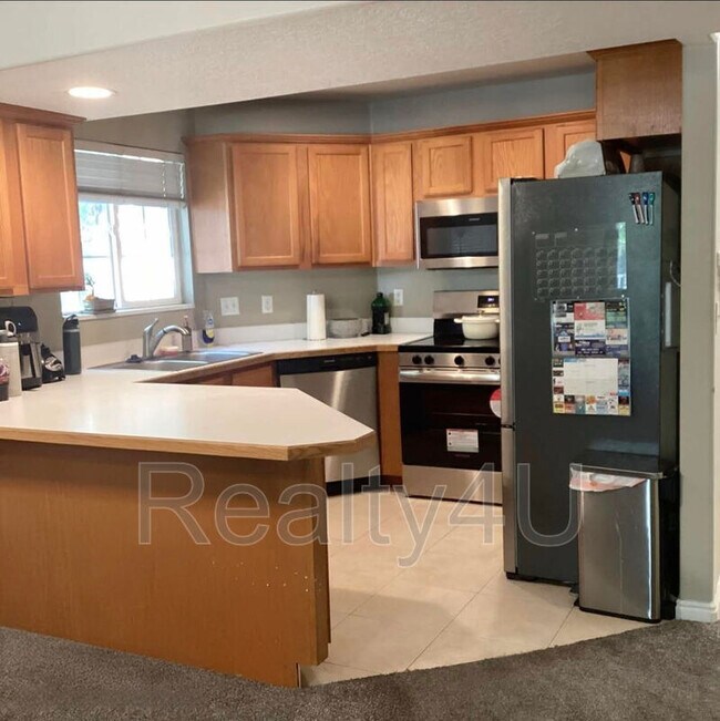 Photo - 1305-1200 1200 W