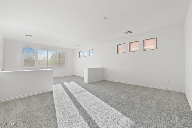 Building Photo - 6121 Broccoli St