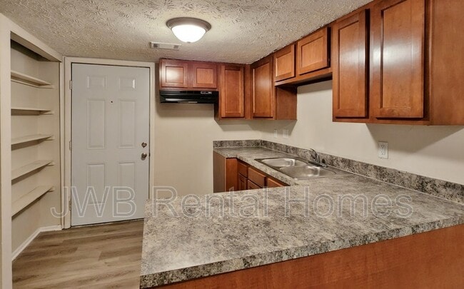 Building Photo - 7201 Arlington Expy Unit 106 Rental