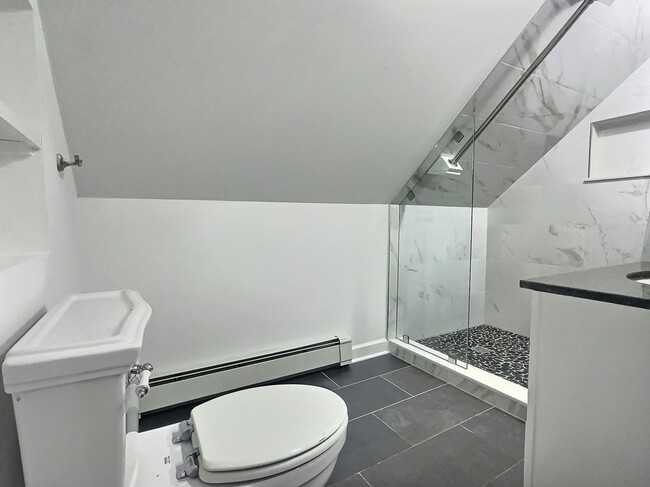 Photo - 41 Taff Ave Unit 3rd Floor