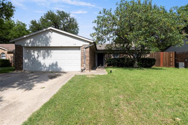 Photo - 719 Matthews Ct