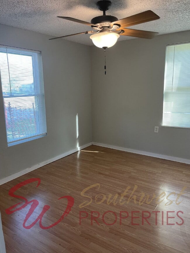 Photo - Quiet 1 bedroom, 1 bathroom property across from the walking trail